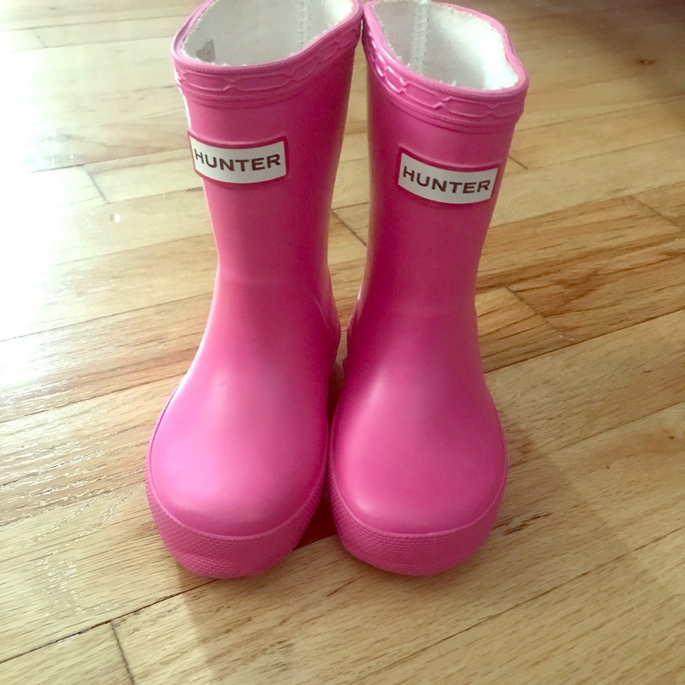 Size 6 toddler pink hunter wellies